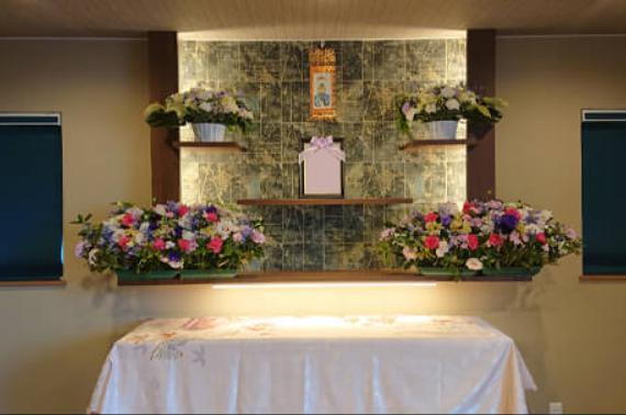 別邸・安置リビング（株式会社なかむら）